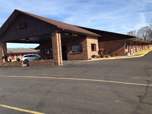 Royal Inn & Suites Mountain Grove Exterior photo