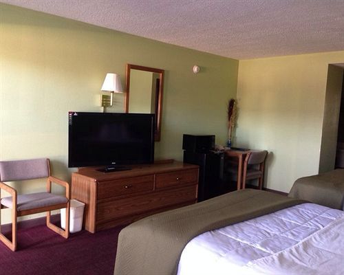 Royal Inn & Suites Mountain Grove Exterior photo